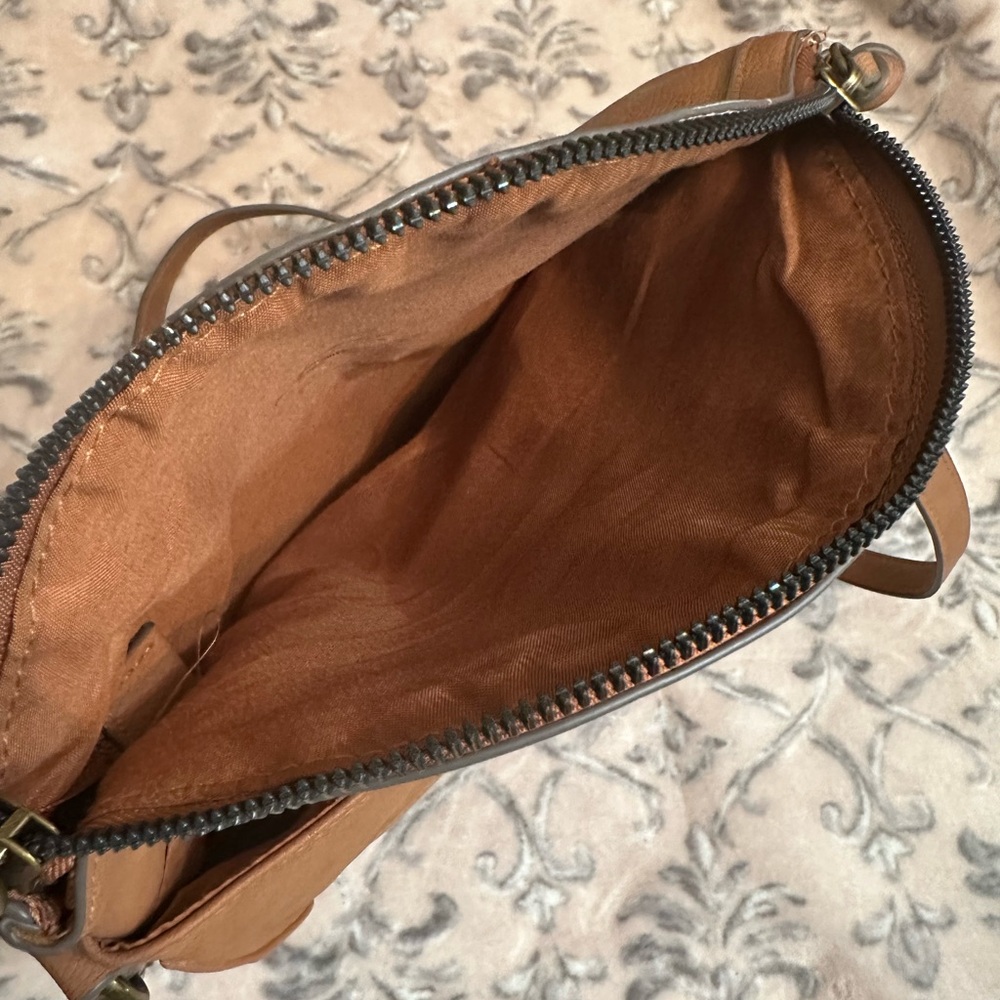 Chic Brown Faux Leather Crossbody Bag - Picture 8 of 10
